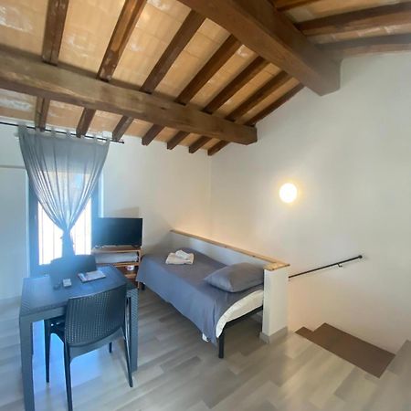 Velia'S Home Casa Vacanze B&B Castel Sant'Elia 외부 사진